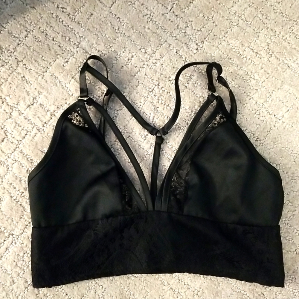 Black lace crop top